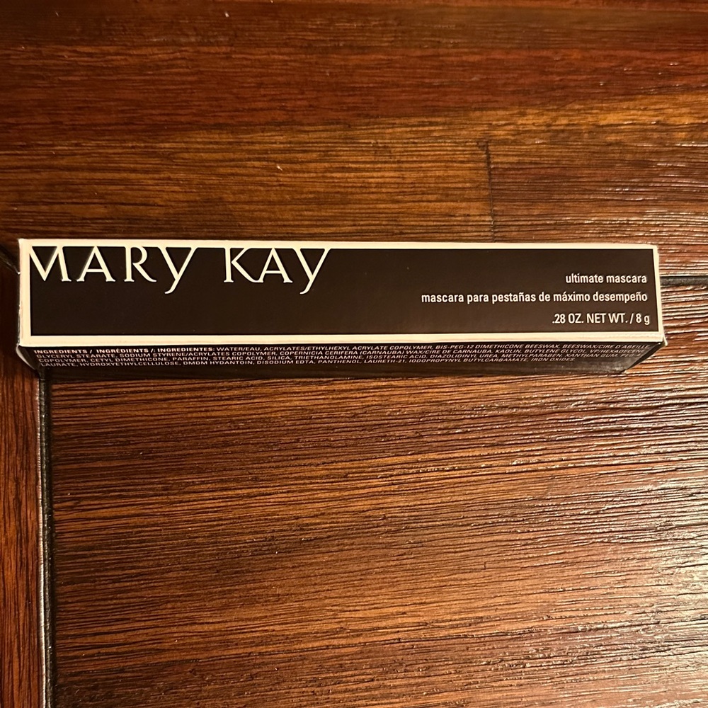 Mary Kay Ultimate Mascara in Black Packaging